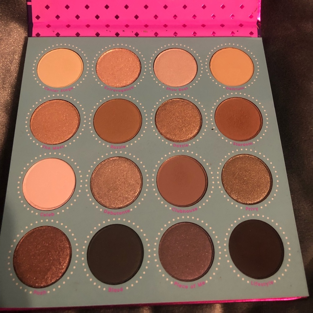 Colourpop Fame Palette